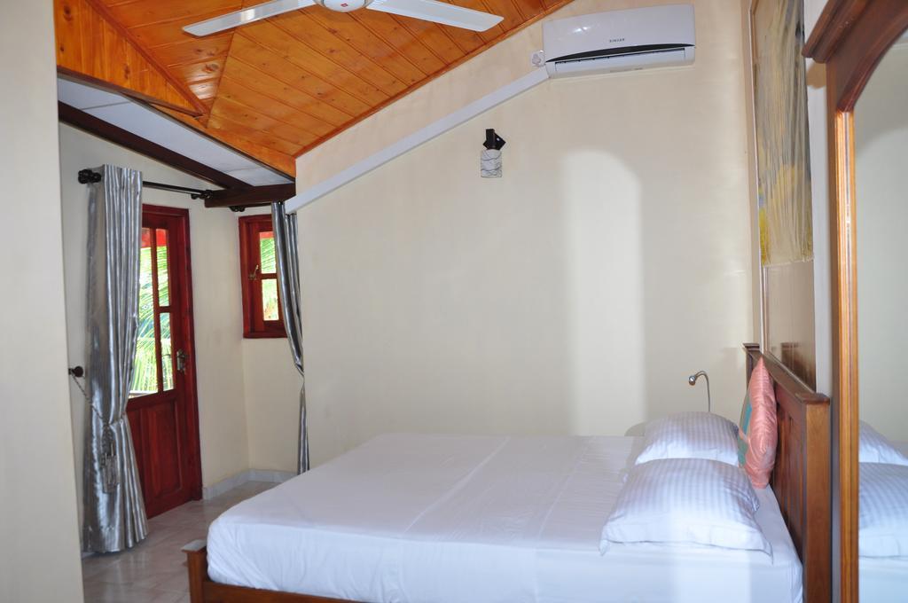 Sugandi Inn Kochchikade Esterno foto